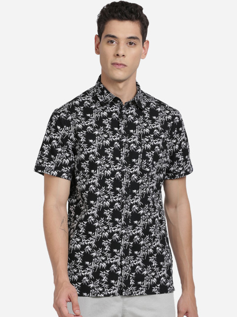 

Breakbounce Men Black Slim Fit Floral Printed Casual Shirt