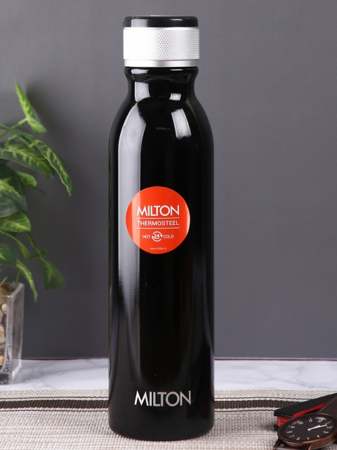 

Milton Unisex Black Solid Rhytm-900 Thermosteel Hot & Cold Vacuum Insulated Water Bottle With Wireless Speaker