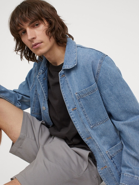 

H&M Men Grey Solid Cotton Chino Shorts