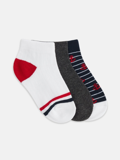 

Pantaloons Junior Boys Pack Of 3 Assorted Ankle-Length Cotton Socks