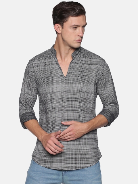 

SHOWOFF Men Black & White Checked Slim Fit Kurta