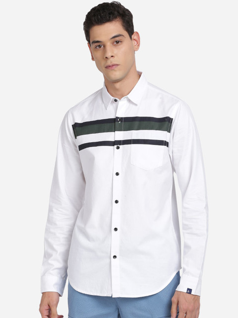 

Breakbounce Men White Slim Fit Casual Shirt