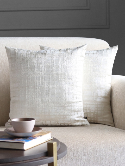 

GMF Beige & White Set of 2 Abstract Velvet Square Cushion Covers