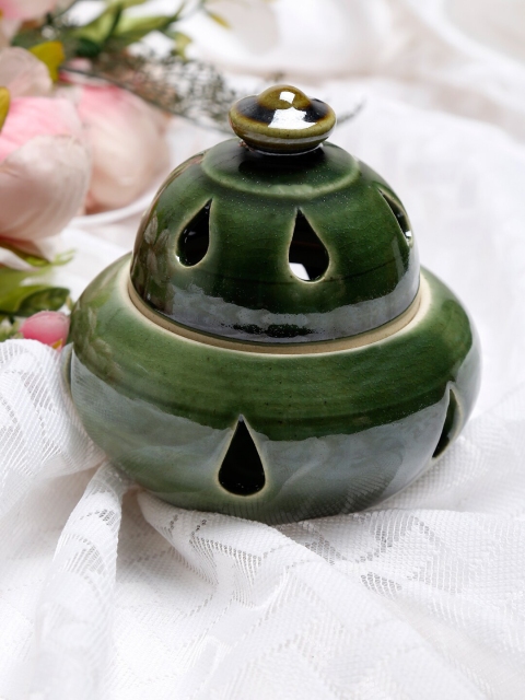 

Fabindia Green Ceramic Gajraj Glazed Aroma Oil Diffuser