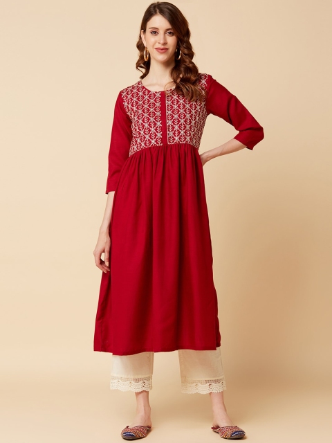

Varanga Women Maroon Geometric Yoke Design Cold-Shoulder Sleeves Handloom Kurta