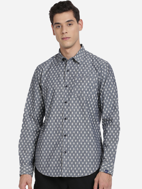 

Breakbounce Men Grey Slim Fit Abstract Printed Casual Shirt