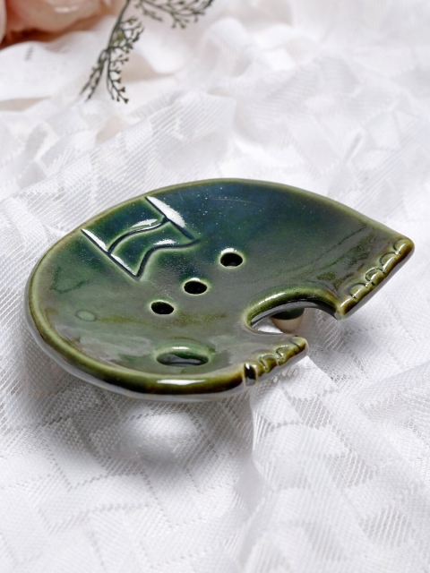 

Fabindia Green Solid Gajraj Glazed Ceramic Soap Dish