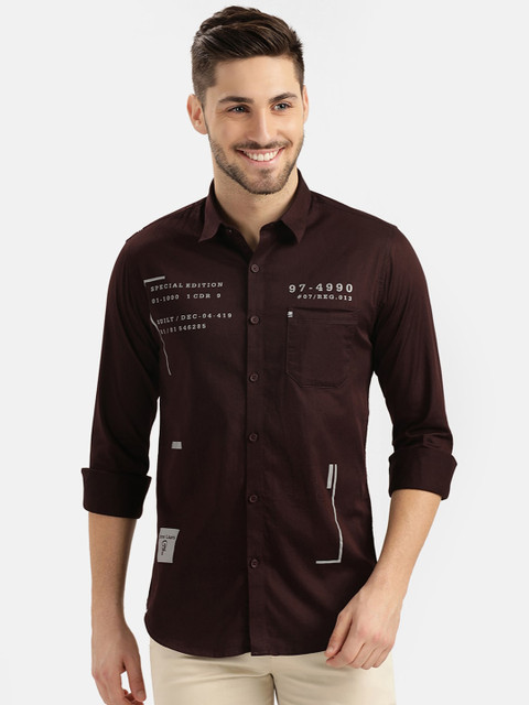 

V2 Value & Variety Men Brown Printed Casual Shirt