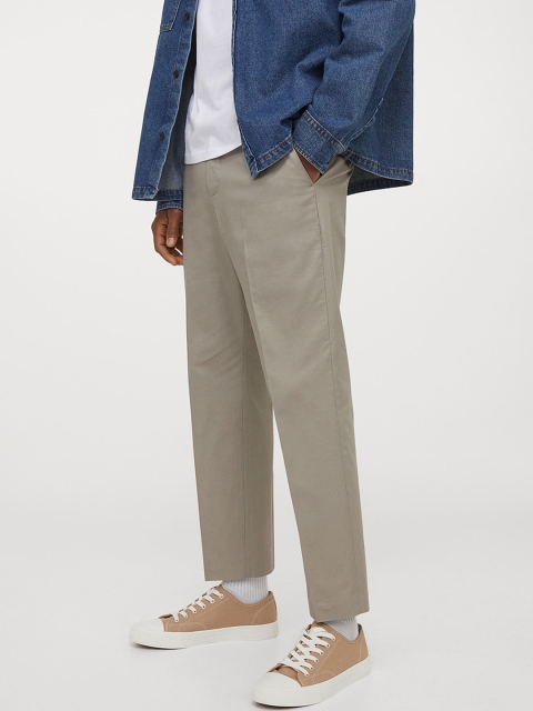 

H&M Men Beige Regular Fit Cropped Trousers