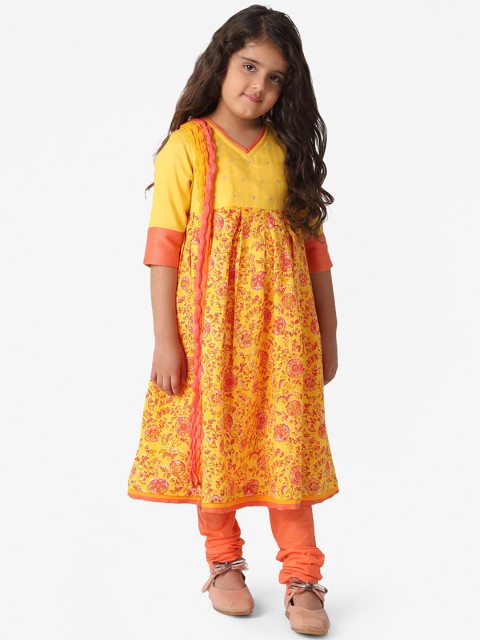 

Fabindia Girls Yellow Printed Empire Kurta with Churidar