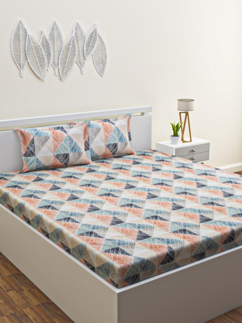 

HOME AFFAIRS Off White & Orange Geometric 220 TC King Bedsheet with 2 Pillow Covers