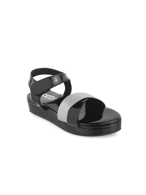 

Jazzy Juniors Girls Black Flats