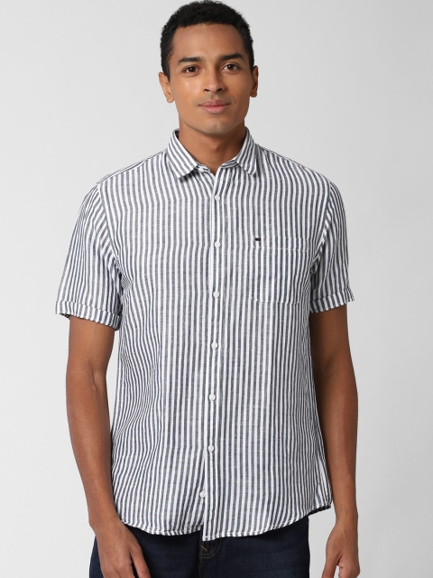 

Peter England Casuals Men Grey & White Slim Fit Multi Striped Casual Shirt