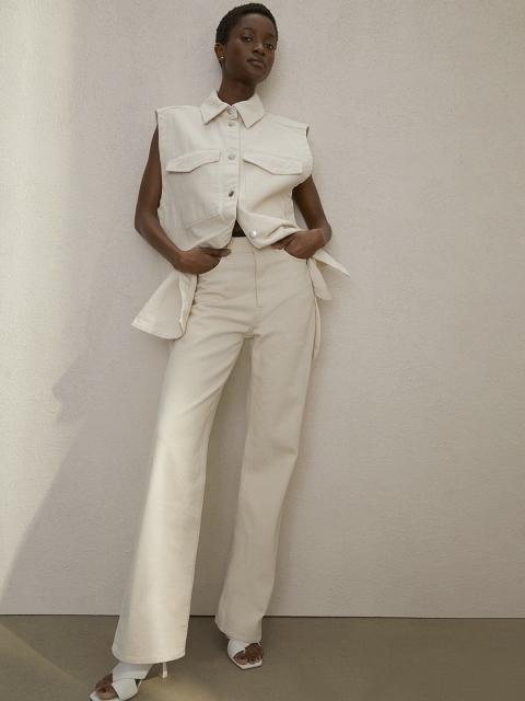 

H&M Women White Straight High Jeans