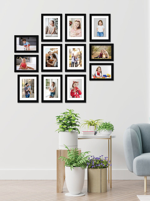 

RANDOM Set Of 12 Black Solid Individual photo frames