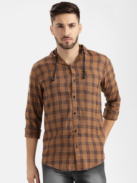 

V2 Value & Variety Men Brown Checked Casual Shirt