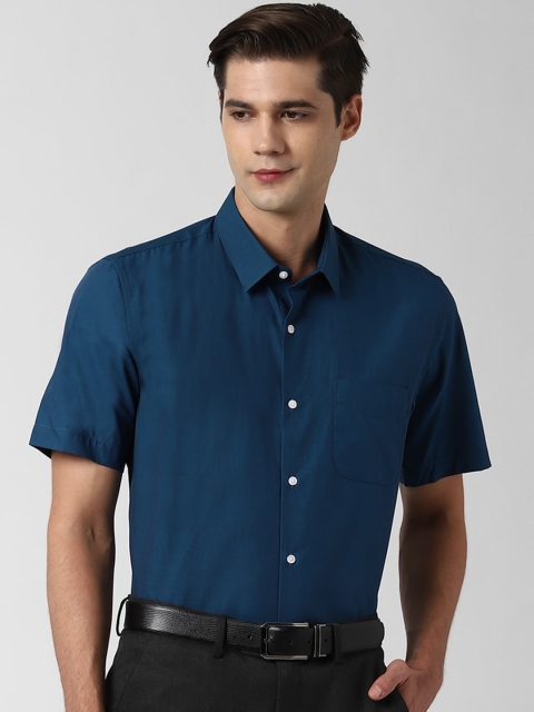 

Peter England Men Blue Casual Shirt