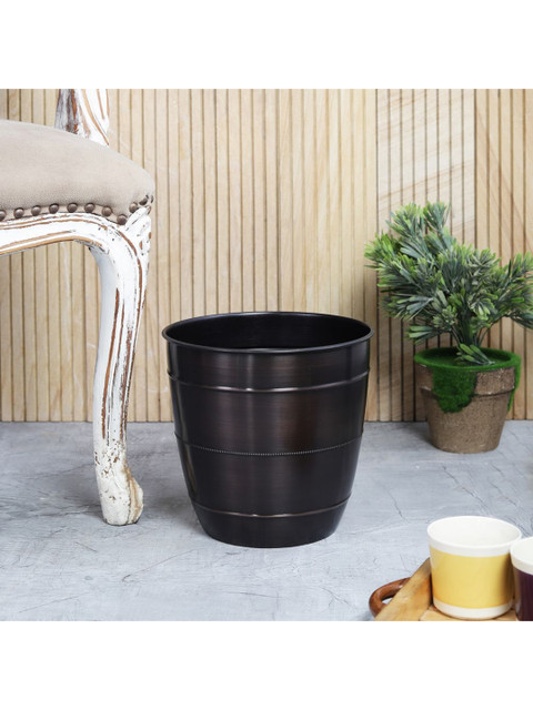 

The Decor Mart Brown Solid Multi Purpose Oval Shaped Open Metal Bin