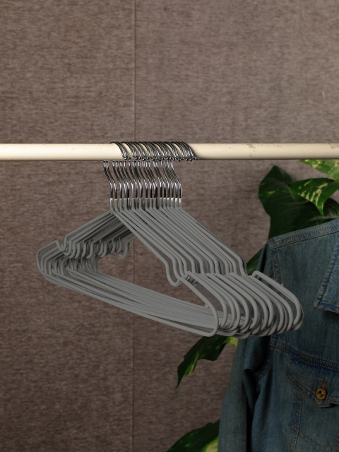 

YOYOSO Set Of 20 Grey Solid Bar Cloth Hangers