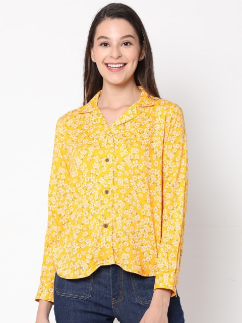 

CINNAMON CLOSET Yellow Floral Shirt Style Top