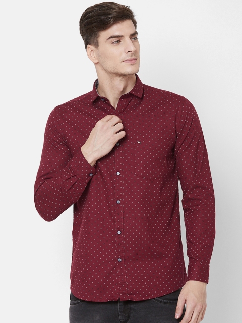

V2 Value & Variety Men Maroon Printed Casual Shirt