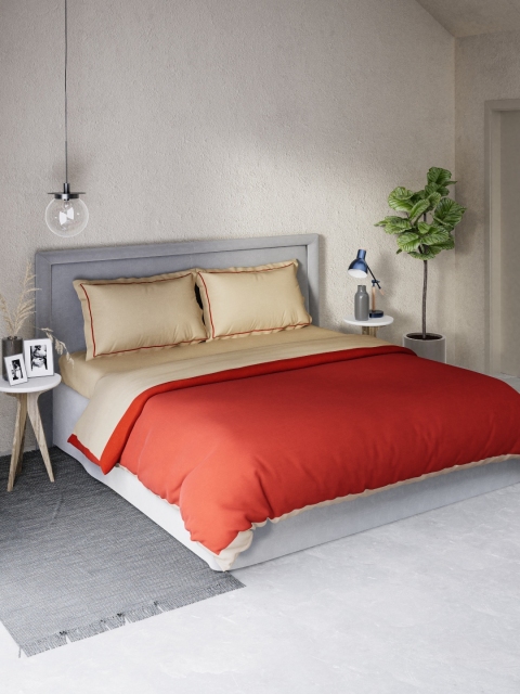 

DDecor Red & Beige Solid Bedding Set