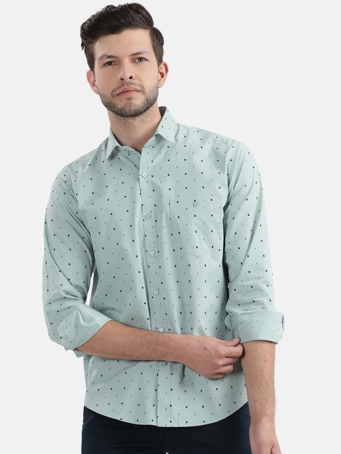 

V2 Value & Variety Men Green Slim Fit Printed Casual Shirt