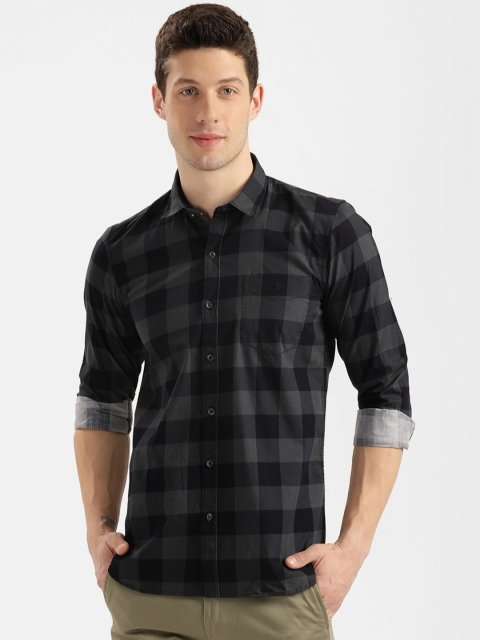 

V2 Value & Variety Men Green Buffalo Checks Checked Casual Shirt