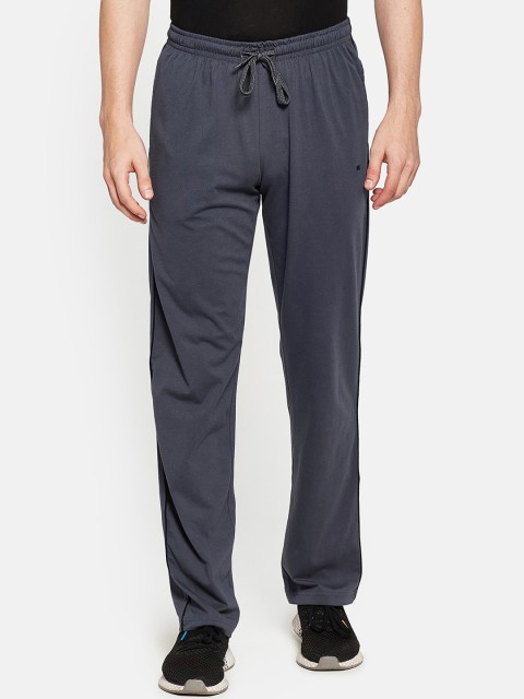 

Monte Carlo Men Blue Solid Cotton Track Pants