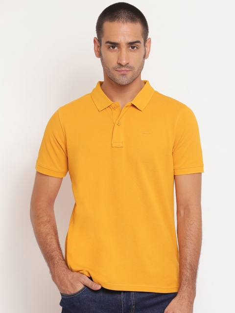 

Wrangler Men Yellow Polo Collar T-shirt