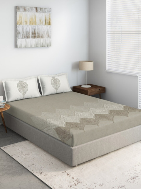 

DDecor Grey Ethnic Motifs 150 TC King Bedsheet with 2 Pillow Covers