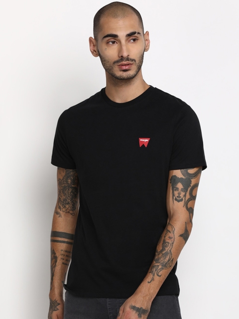 

Wrangler Men Black Applique Slim Fit T-shirt