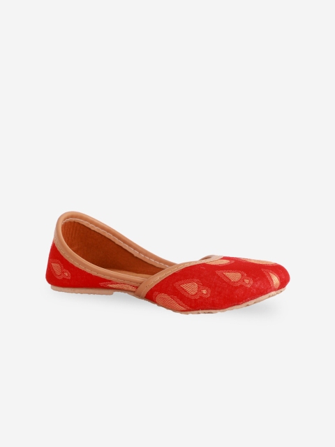 

YK Girls Red Ethnic Mojaris Flats