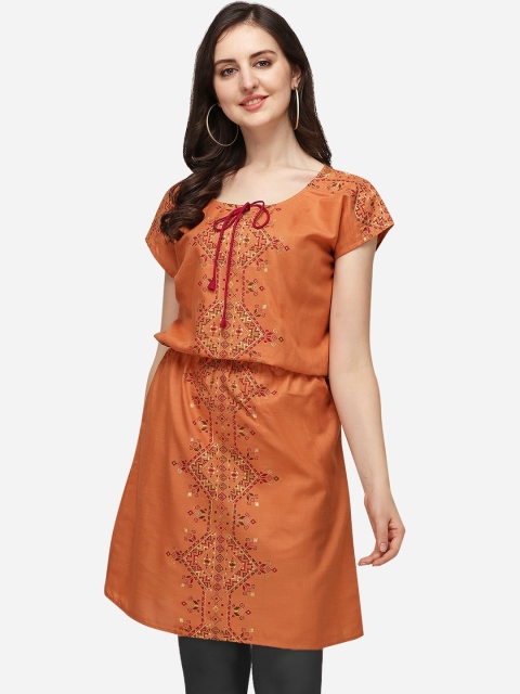 

OM SAI LATEST CREATION Women Orange & Red Geometric Yoke Design Kurta