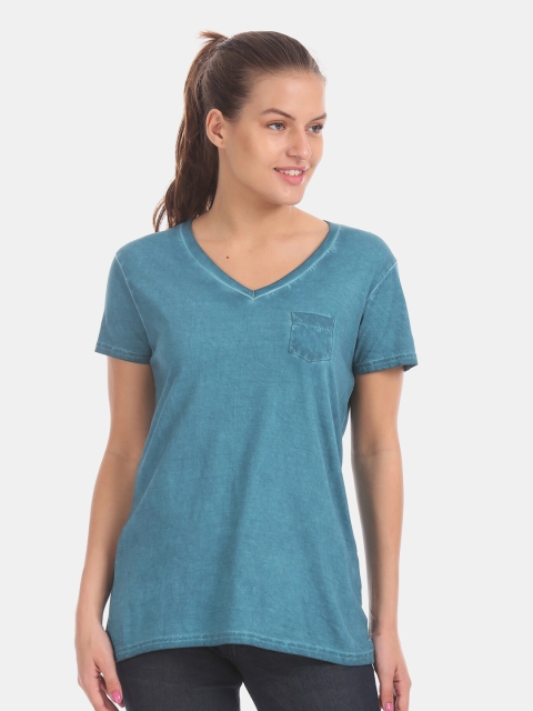 

Cherokee Women Teal NA V-Neck T-shirt NA