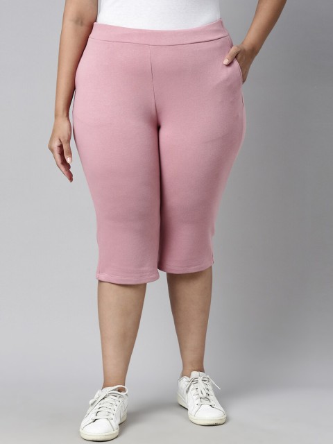 

The Pink Moon Women Pink Solid Straight-Ft Three-Fourth Track Pants