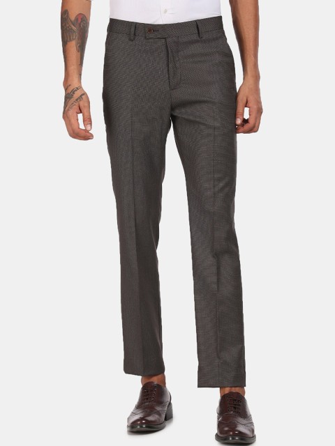 

Arrow Men Brown Textured Regular Trousers