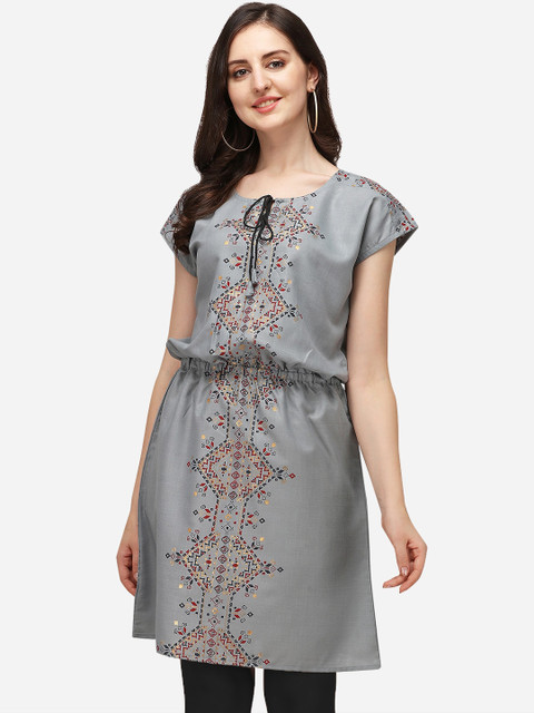

OM SAI LATEST CREATION Women Grey & Navy Blue Geometric Printed Extended Sleeves Kurta