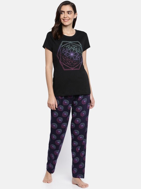 

Ellete Women Black & Pink Printed Night suit