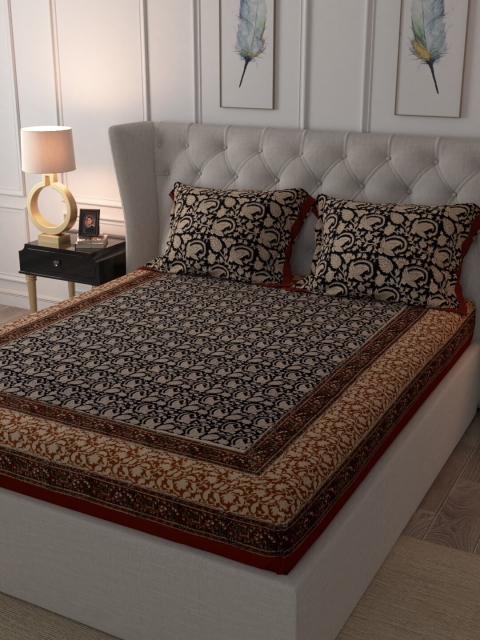 

RANGDESI Black & Brown Floral 210 TC King Bedsheet with 2 Pillow Covers