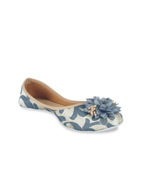 

The Desi Dulhan Women Gold Printed Ballerinas Flats