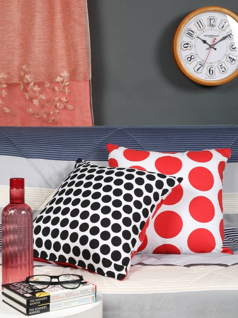 

Scarves & Glitters Off White & Black Set of 2 Geometric Square Cushion Covers