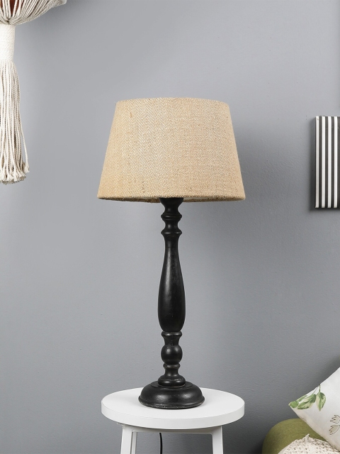 

The Decor Mart Black & Beige Classic Country Classic Country Table Lamp Shade