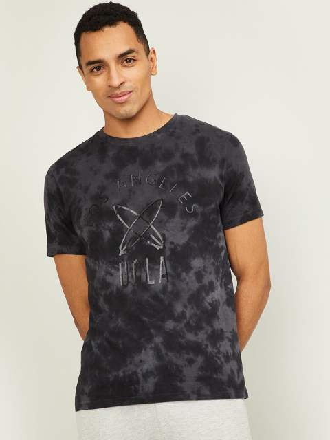 

UCLA Men Black Typography Printed Slim Fit T-shirt