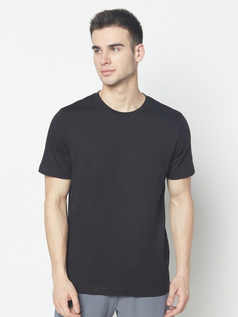 

PICOT Men Black Cotton T-shirt