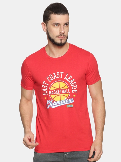 

MASH UNLIMITED Men Red Typography Printed Slim Fit T-shirt