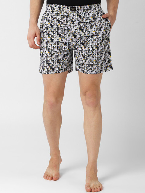 

Peter England Men White & Black Printed Cotton Boxers PI52099814