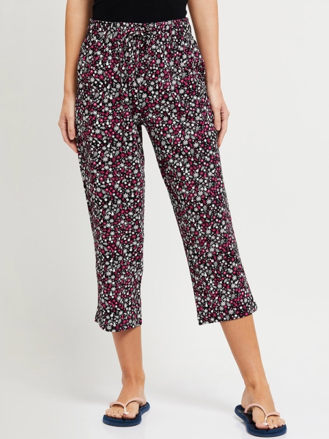 

max Women Black & White Floral Printed Pure Cotton Lounge Capris