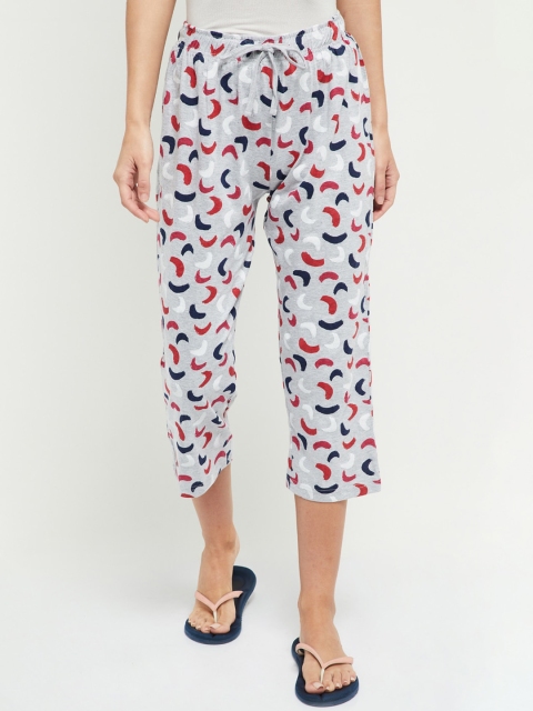 

max Women Grey & Red Printed Cotton Lounge Capris