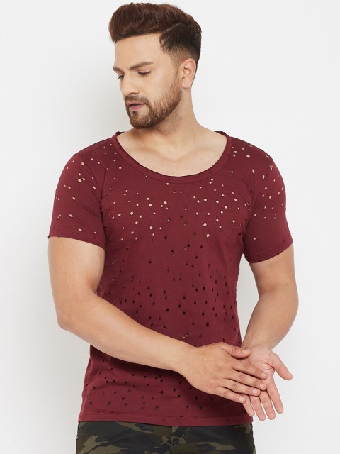 

FUGAZEE Men Maroon Bulletholes Slim Fit T-shirt